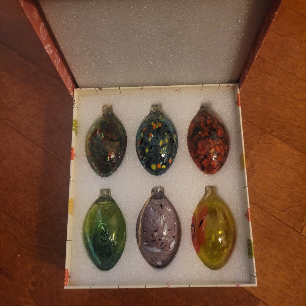 ☆NIB (6) Hand-blown Glass Egg Shape Ornaments Art Speckled & Swirled Patterns - Picture 2 of 16